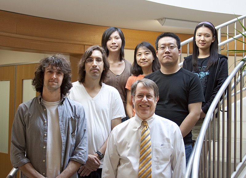 Group 2009: Grady Schofield, Jim Chelikowsky, Jonathan Moussa, Jason Han, Amy Khoo, Na Sai, and Minjung Kim